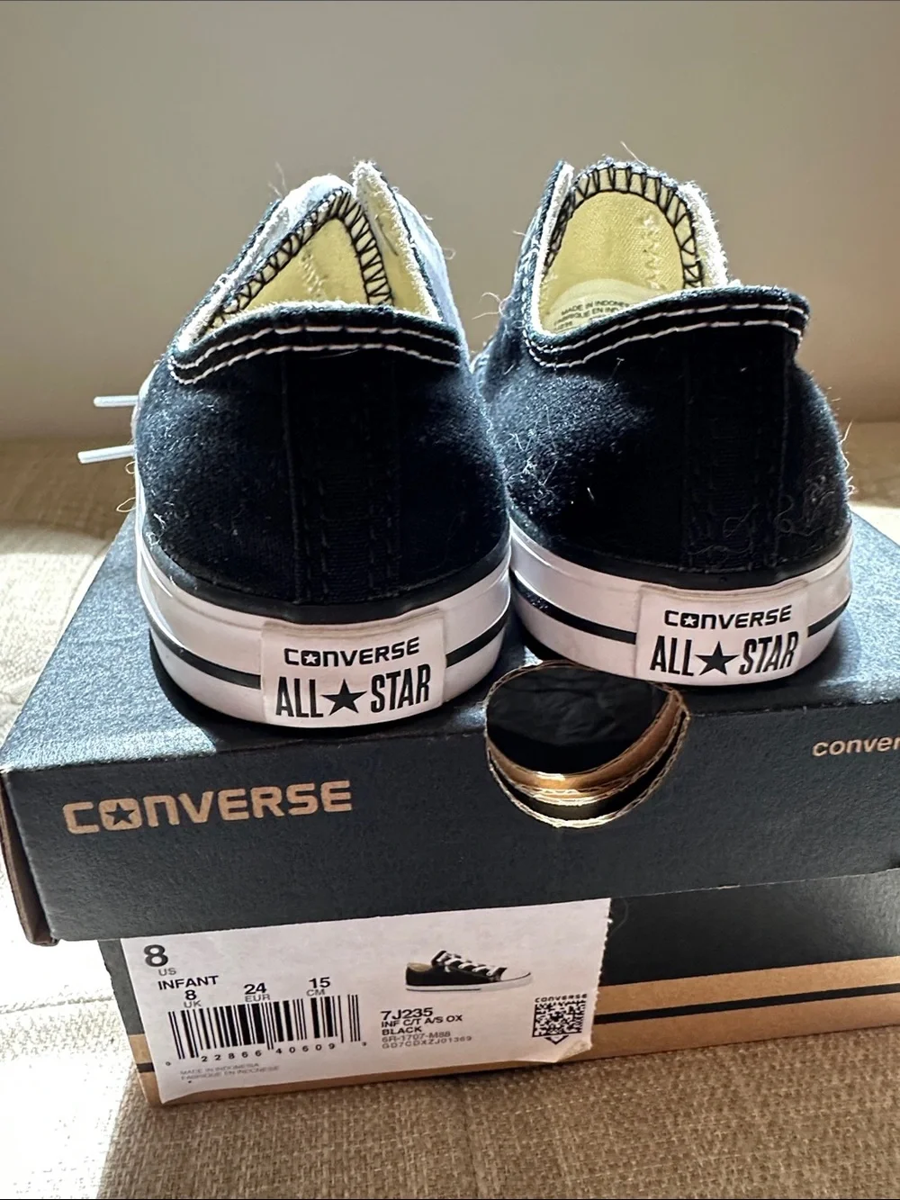 *NEW* Converse Kids Black & White Chuck Taylor Low-Top Sneakers